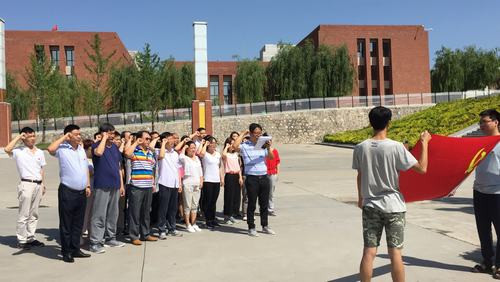 礦建二公司：把從嚴(yán)治黨落到實處