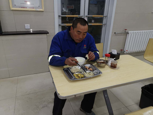 春節(jié)，最后的堅(jiān)守