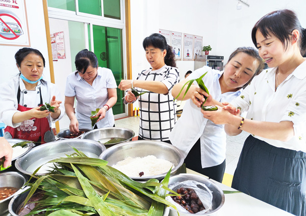 陜煤建設(shè)礦建三公司：濃情端午“棕”是情