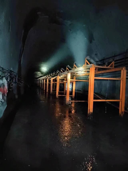 陜煤建設(shè)機(jī)電安裝公司神府項目部：順利完成膠帶機(jī)安裝