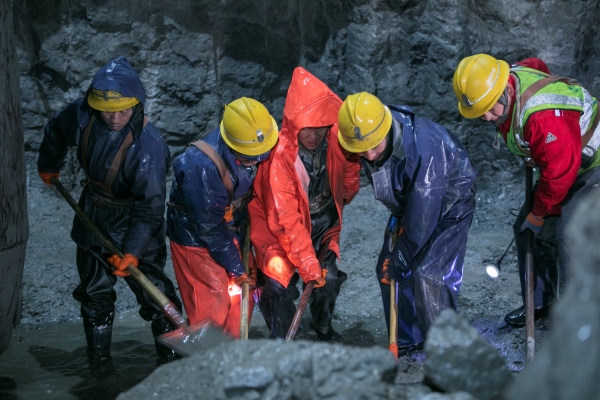陜煤建設(shè)礦建三公司：鉚足干勁，進(jìn)尺逆勢(shì)上揚(yáng)！