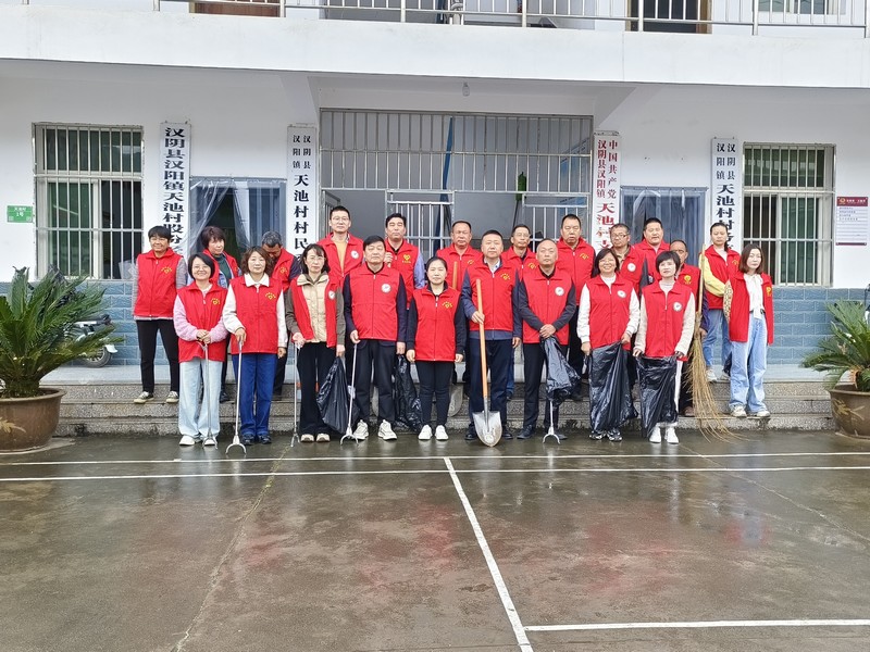 陜煤建設(shè)定點(diǎn)幫扶村：開展人居環(huán)境大整治文明實(shí)踐活動(dòng)