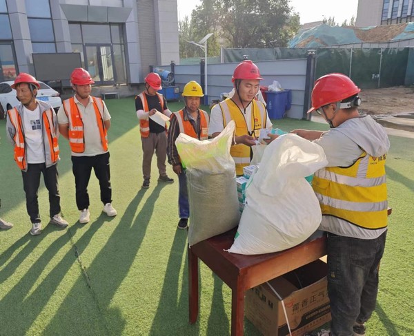 陜煤建設(shè)銅煤公司第七項(xiàng)目部：高溫下的堅(jiān)守