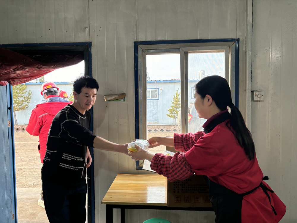 陜煤建設(shè)礦建二公司郭家灘項(xiàng)目部：改善職工生活，助力安全生產(chǎn)