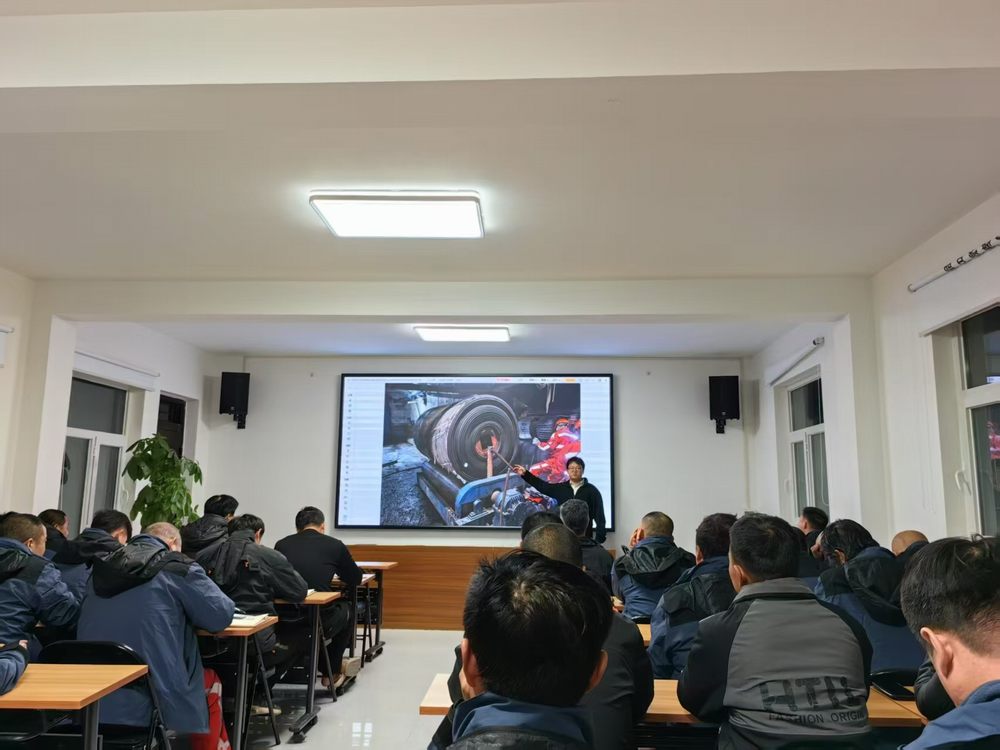 陜煤建設(shè)機(jī)電安裝公司曹家灘項(xiàng)目部：專培強(qiáng)安，筑牢根基