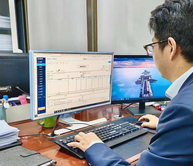 陜煤建設(shè)市場開發(fā)分公司率先啟用掃碼開票系統(tǒng)，開啟智能開票服務(wù)新時代